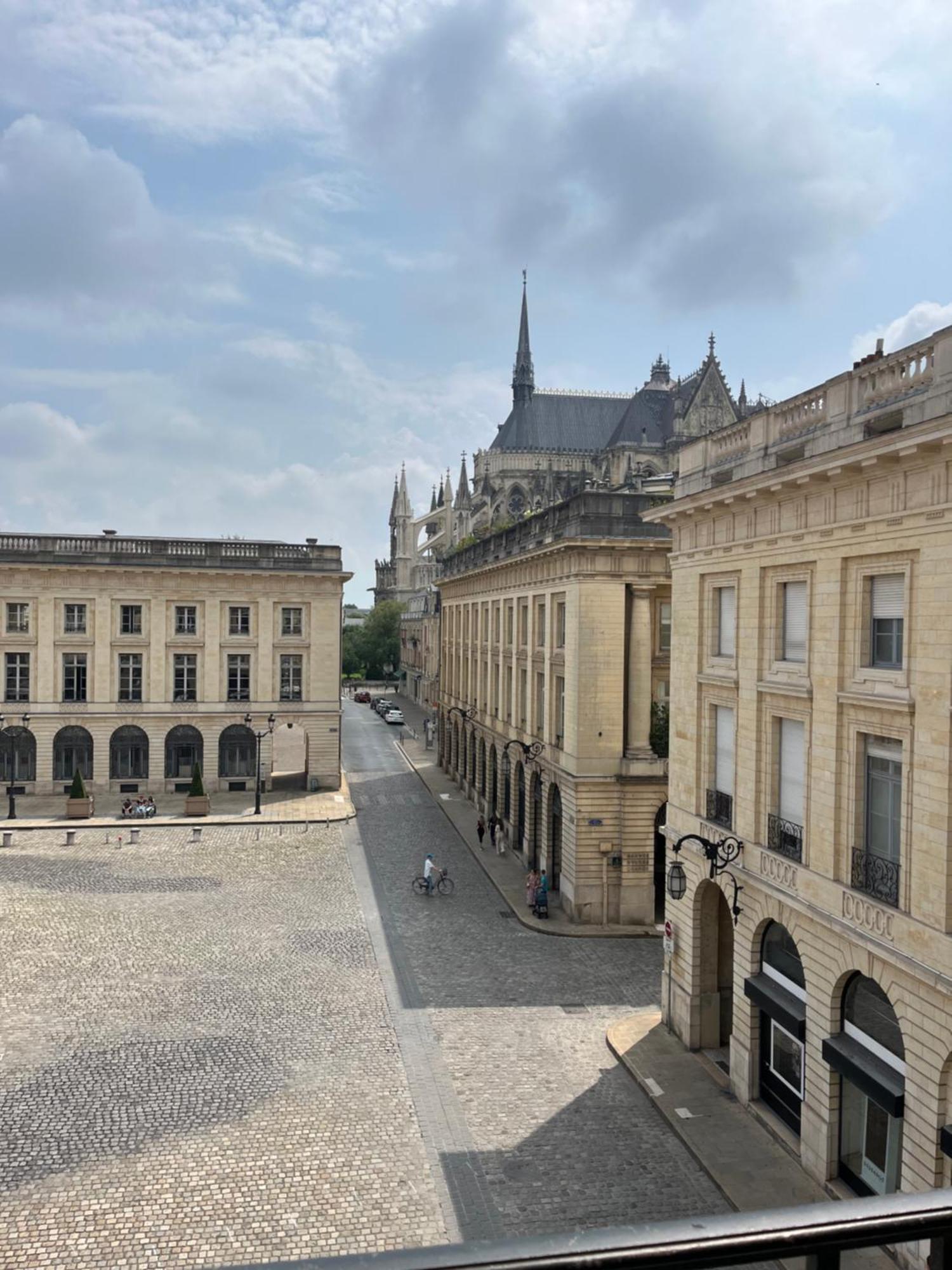 Royal Home, Hypercentre Reims Avec Vue Cathedrale Exterior foto